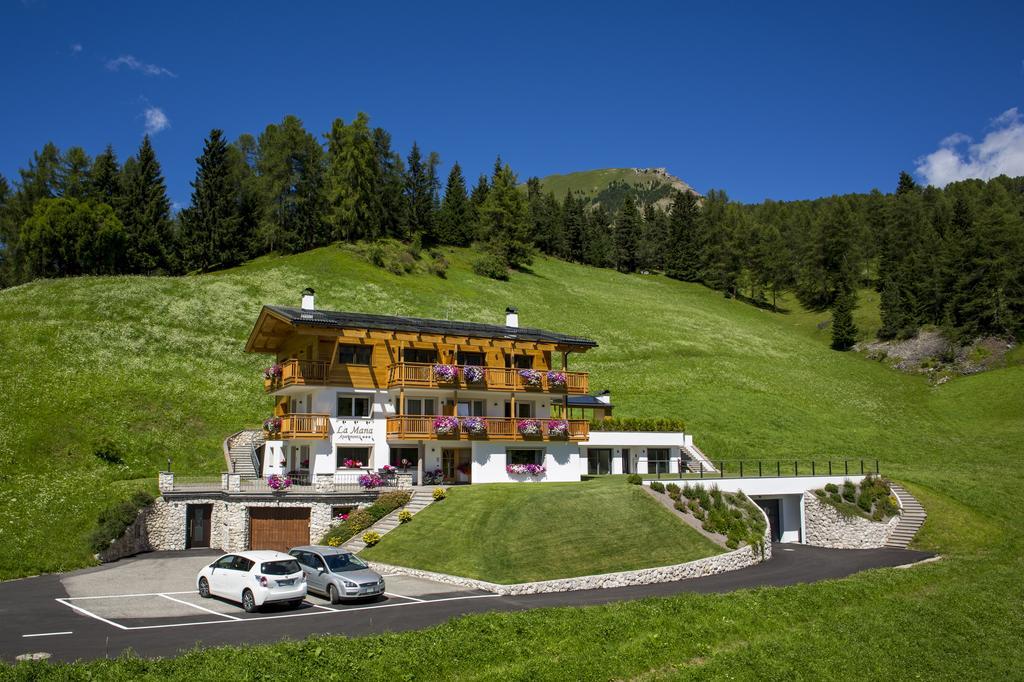 Apartments La Mana Santa Cristina Val Gardena Kültér fotó